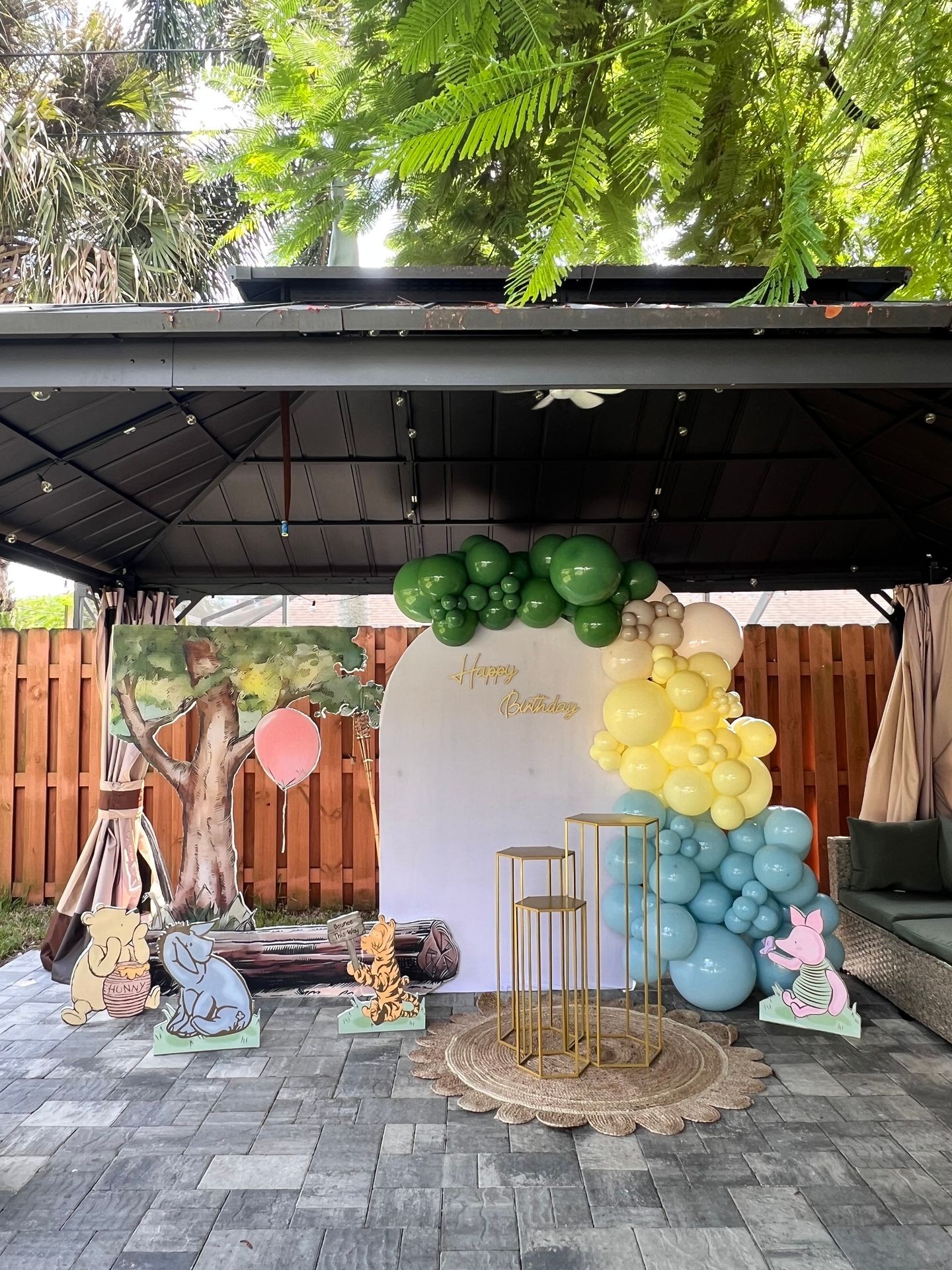 Personalized Balloon Garlands and arches